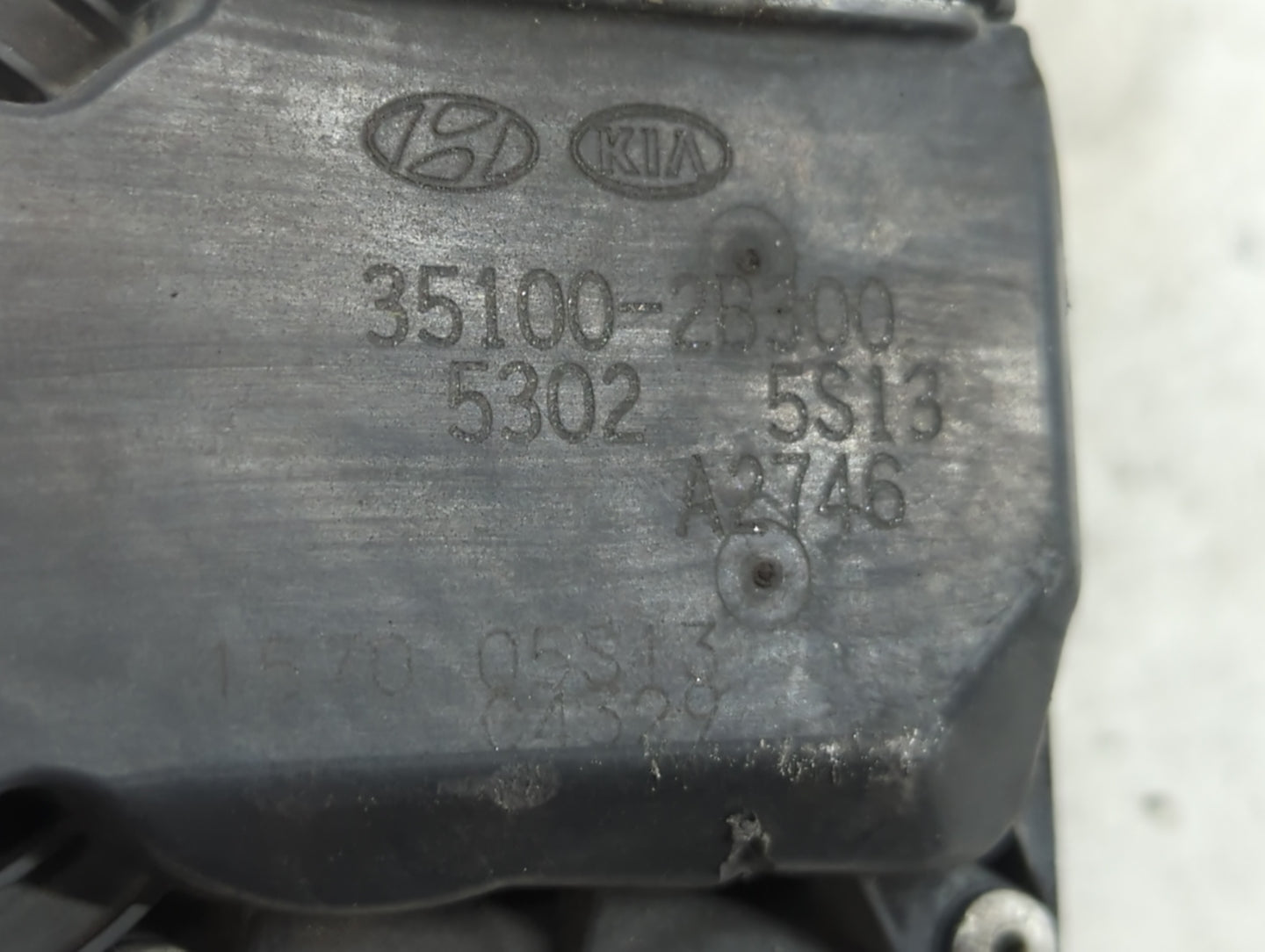 2012-2019 Hyundai Accent Throttle Body P/N:35100-2B300 Fits Fits 2012 2013 2014 2015 2016 2017 2018 2019 OEM Used Auto Parts