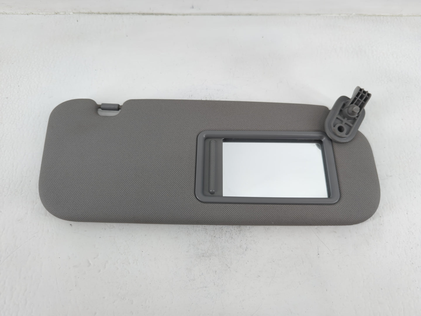2014-2017 Hyundai Accent Sun Visor Shade Replacement Passenger Right Mirror Fits Fits 2014 2015 2016 2017 OEM Used Auto Part