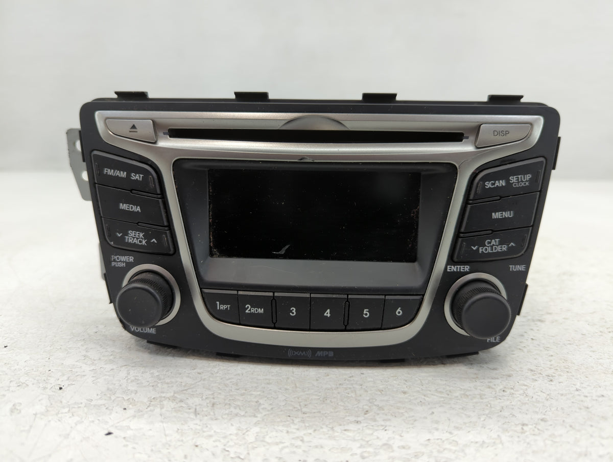 2016 Hyundai Accent Am Fm Cd Player Radio Receiver 735328 - Oemusedautoparts1.com