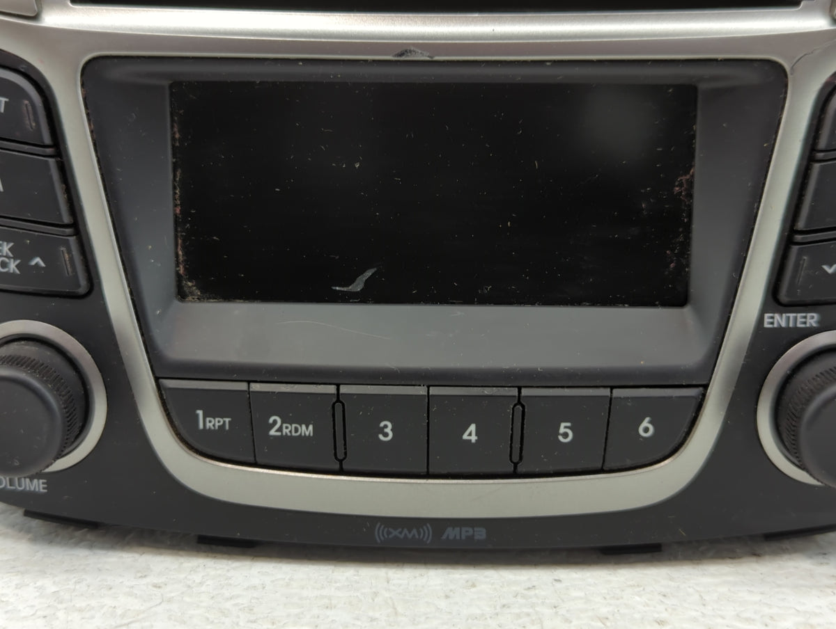 2016 Hyundai Accent Am Fm Cd Player Radio Receiver 735328 - Oemusedautoparts1.com