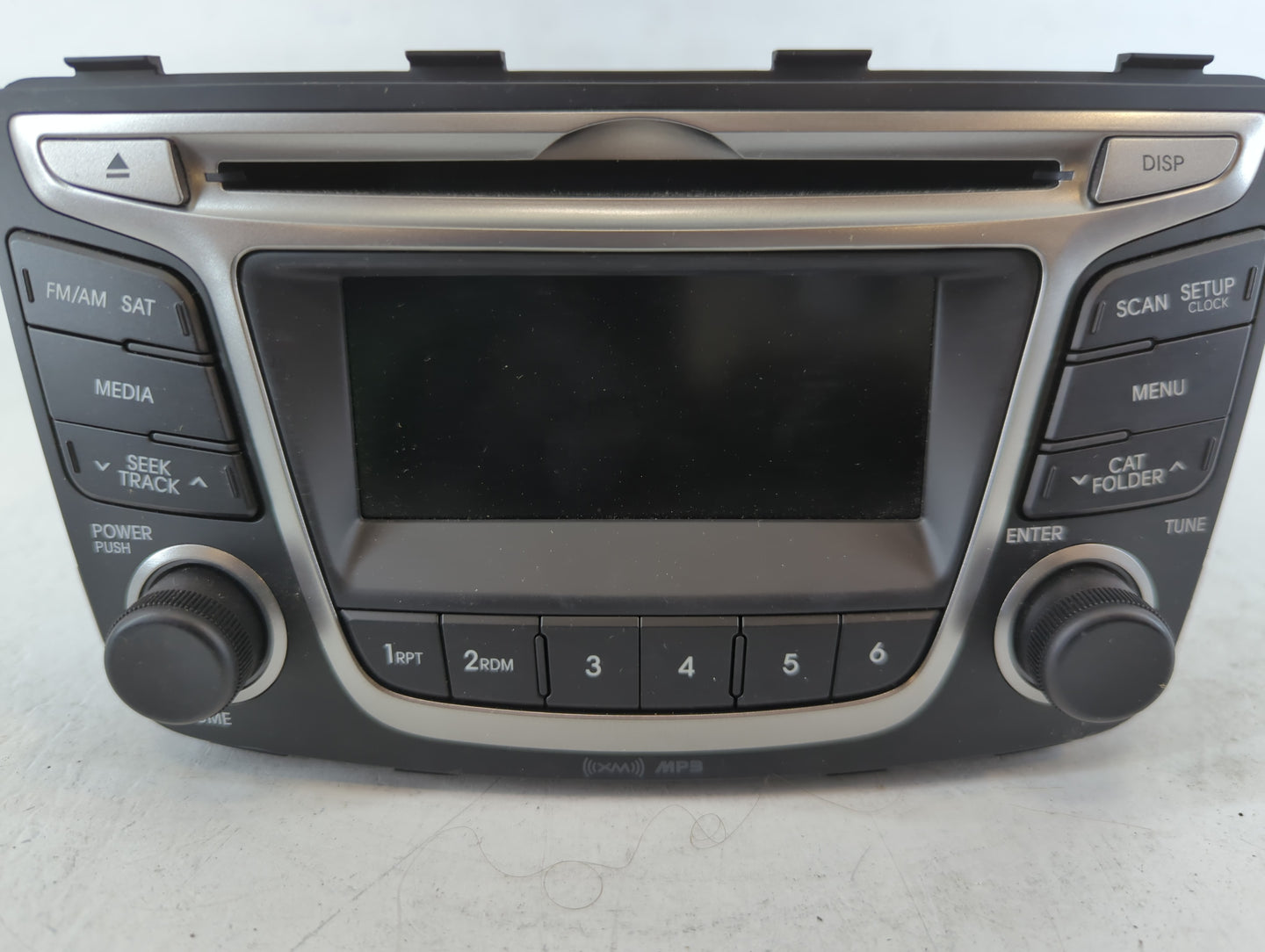 2015-2017 Hyundai Accent Am Fm Cd Player Radio Receiver - Oemusedautoparts1.com