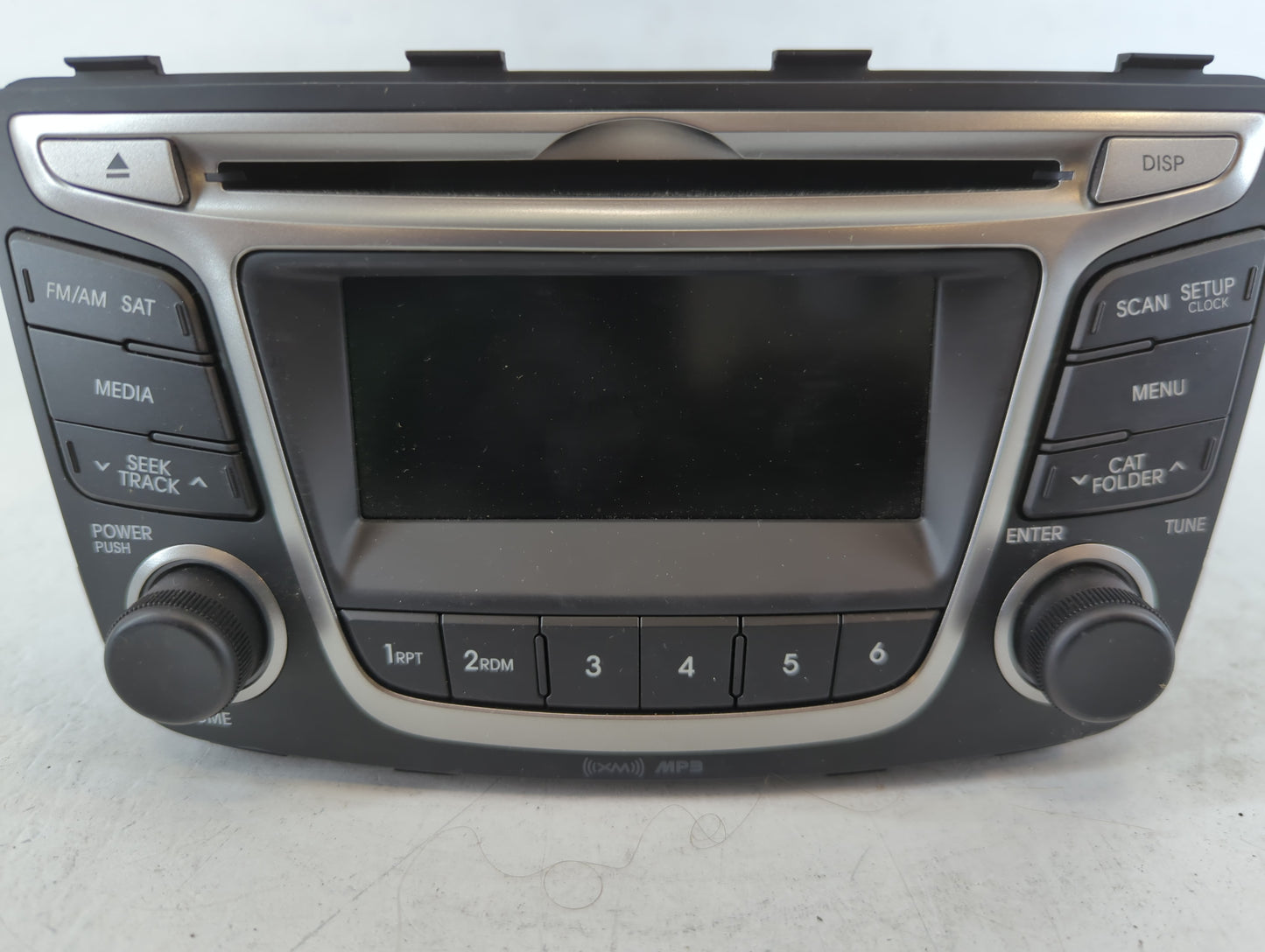 2015-2017 Hyundai Accent Am Fm Cd Player Radio Receiver - Oemusedautoparts1.com