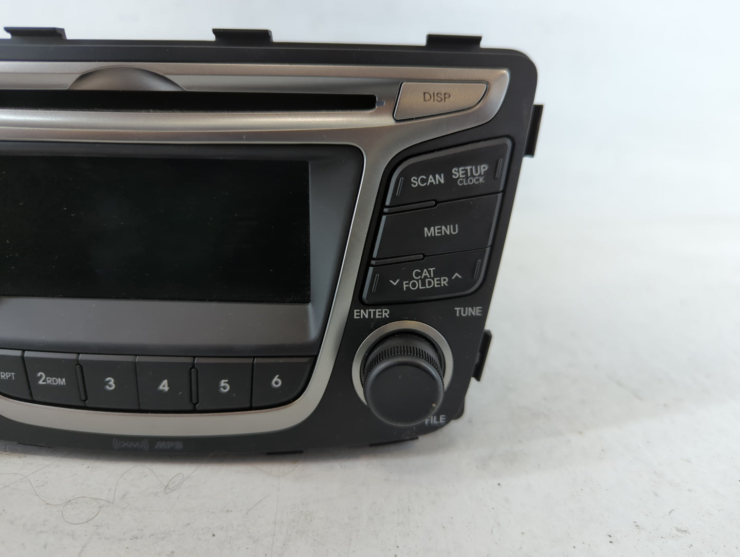 2015-2017 Hyundai Accent Am Fm Cd Player Radio Receiver - Oemusedautoparts1.com