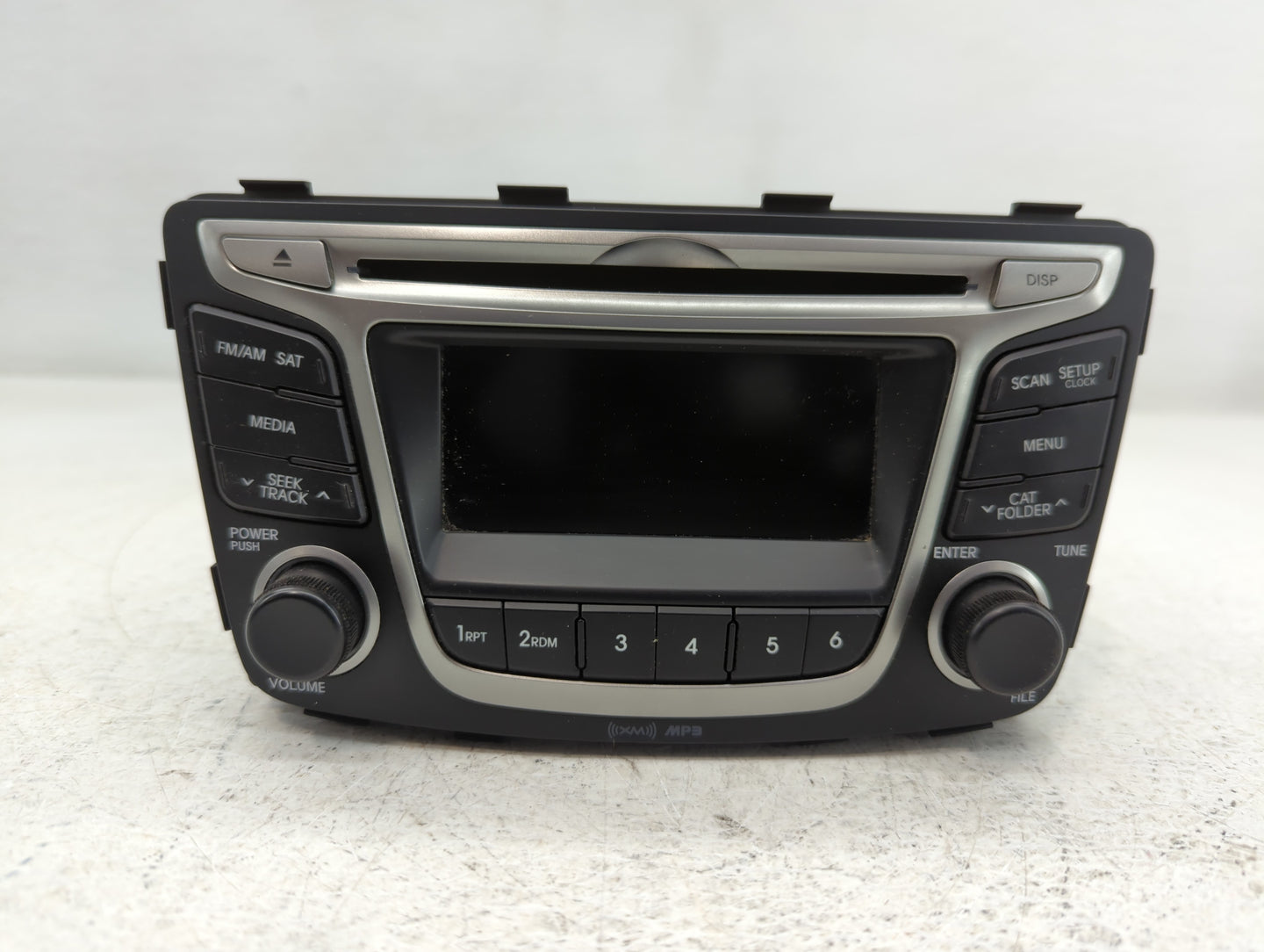 2016 Hyundai Accent Am Fm Cd Player Radio Receiver - Oemusedautoparts1.com