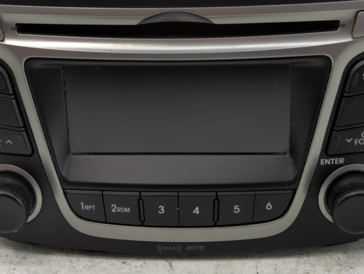 2016 Hyundai Accent Am Fm Cd Player Radio Receiver - Oemusedautoparts1.com