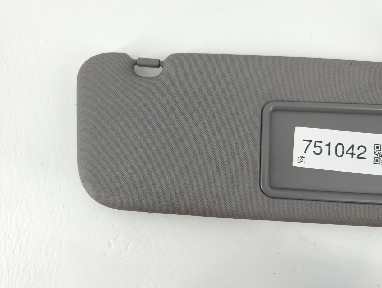 2014-2017 Hyundai Accent Sun Visor Shade Replacement Passenger Right Mirror Fits Fits 2014 2015 2016 2017 OEM Used Auto Part