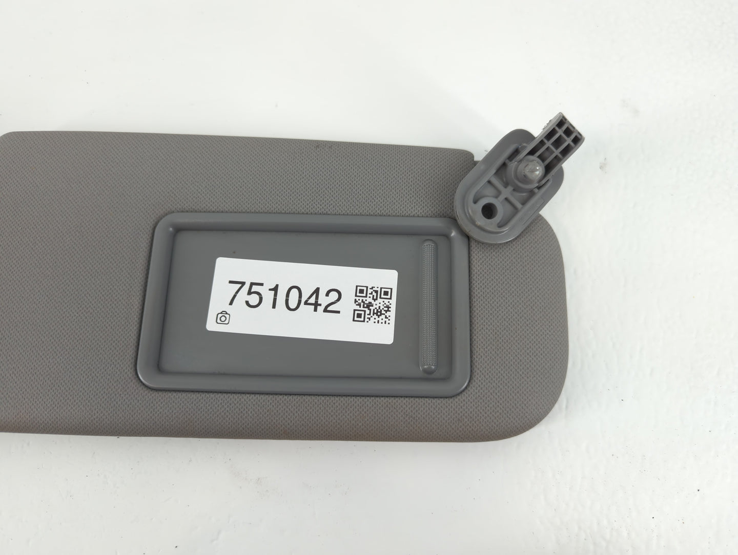 2014-2017 Hyundai Accent Sun Visor Shade Replacement Passenger Right Mirror Fits Fits 2014 2015 2016 2017 OEM Used Auto Part