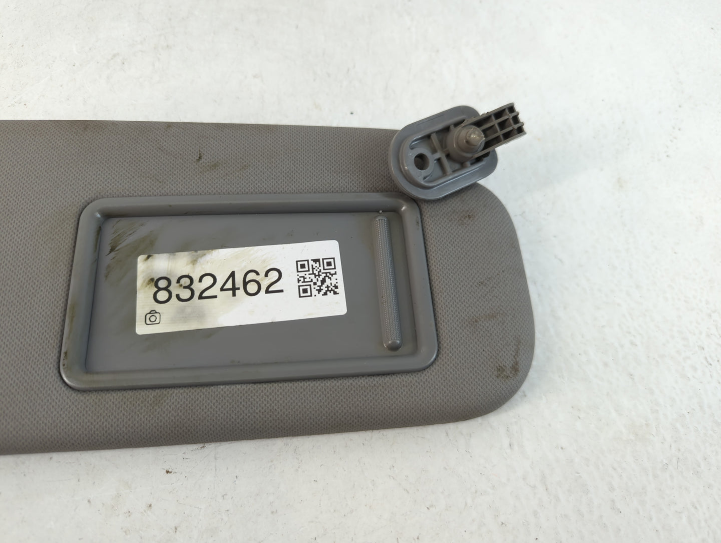 2014-2017 Hyundai Accent Sun Visor Shade Replacement Passenger Right Mirror Fits Fits 2014 2015 2016 2017 OEM Used Auto Part