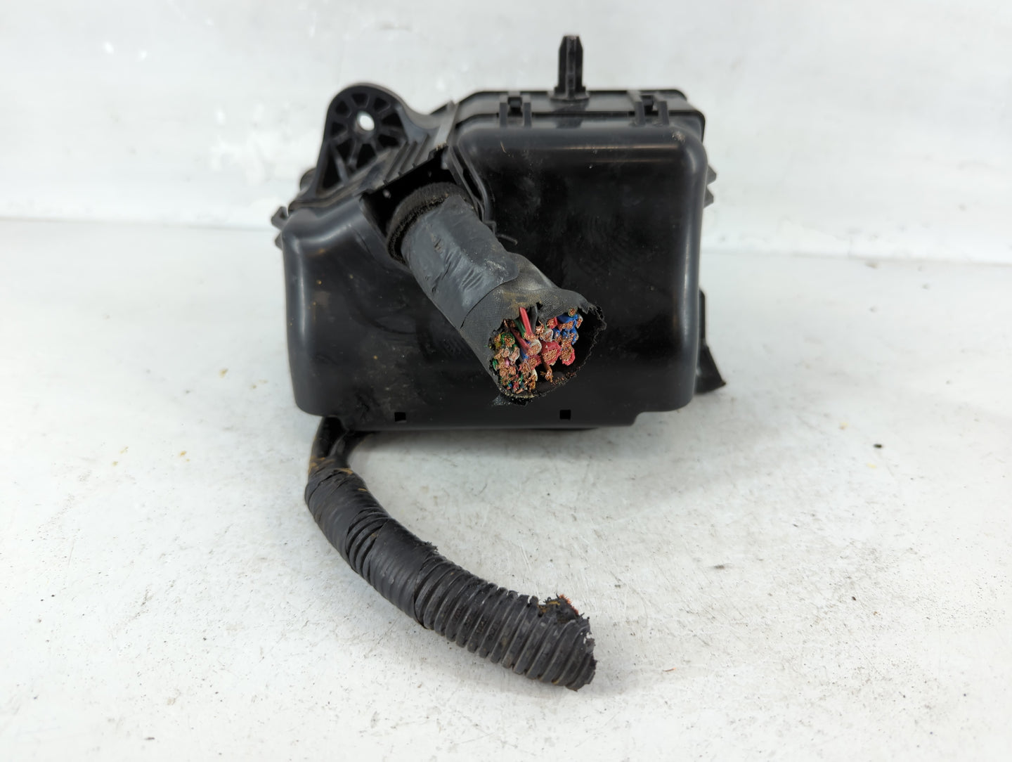 2015-2017 Hyundai Accent Fusebox Fuse Box Panel Relay Module P/N:91420-1R700 2515930073 Fits Fits 2015 2016 2017 OEM Used Au