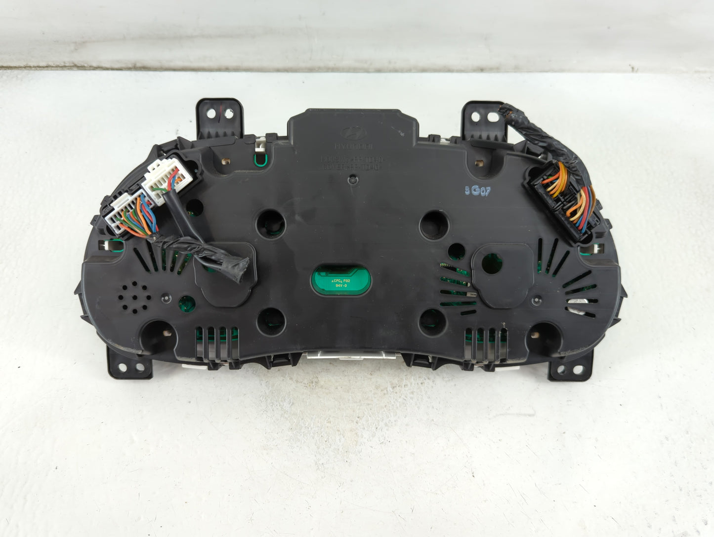 2015-2017 Hyundai Accent Instrument Cluster Speedometer Gauges P/N:94021-1R510 Fits Fits 2015 2016 2017 OEM Used Auto Parts 