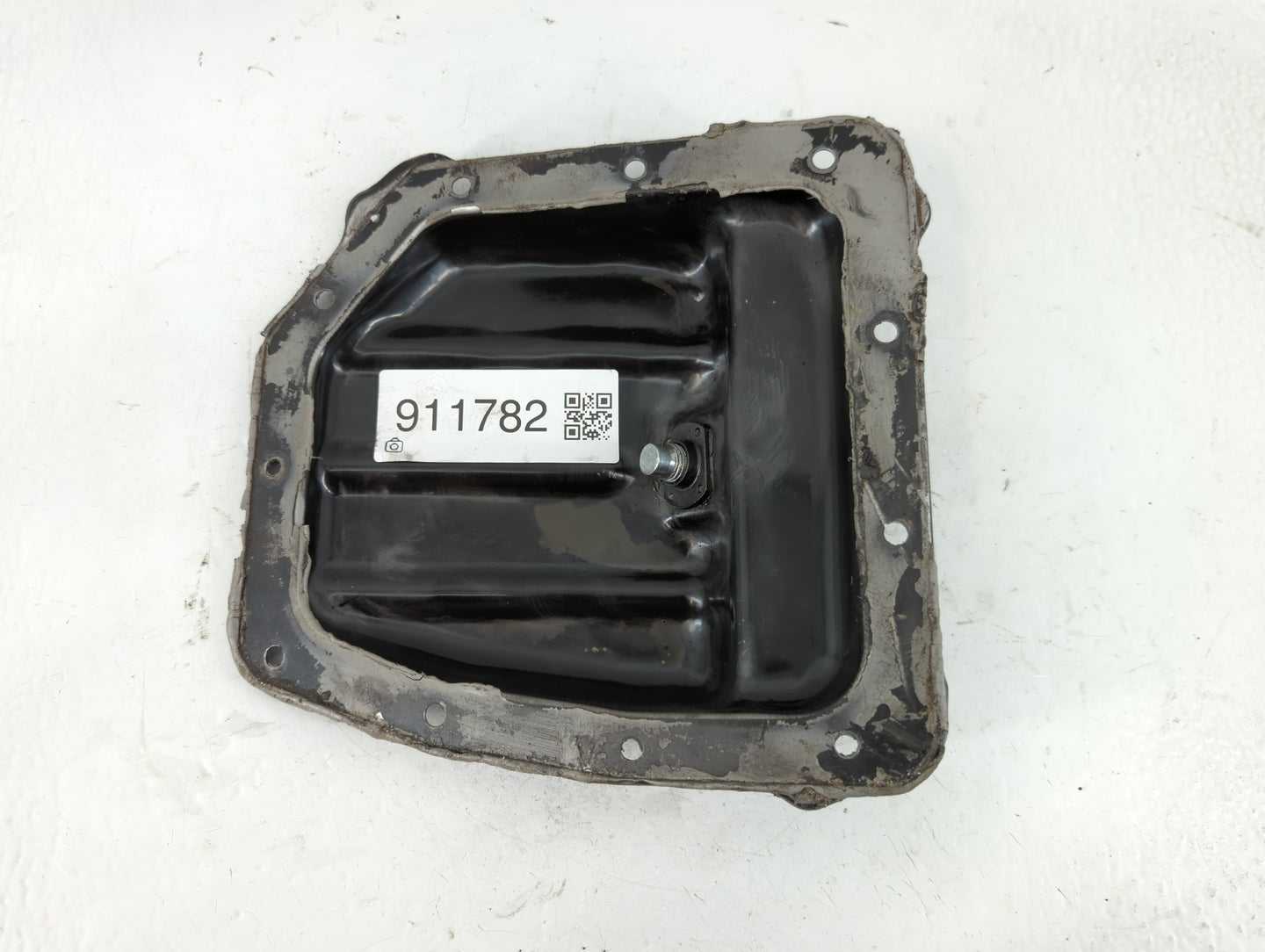 2012-2019 Hyundai Accent Engine Oil Pan P/N:1509140812A Fits Fits 2010 2011 2012 2013 2014 2015 2016 2017 2018 2019 OEM Used