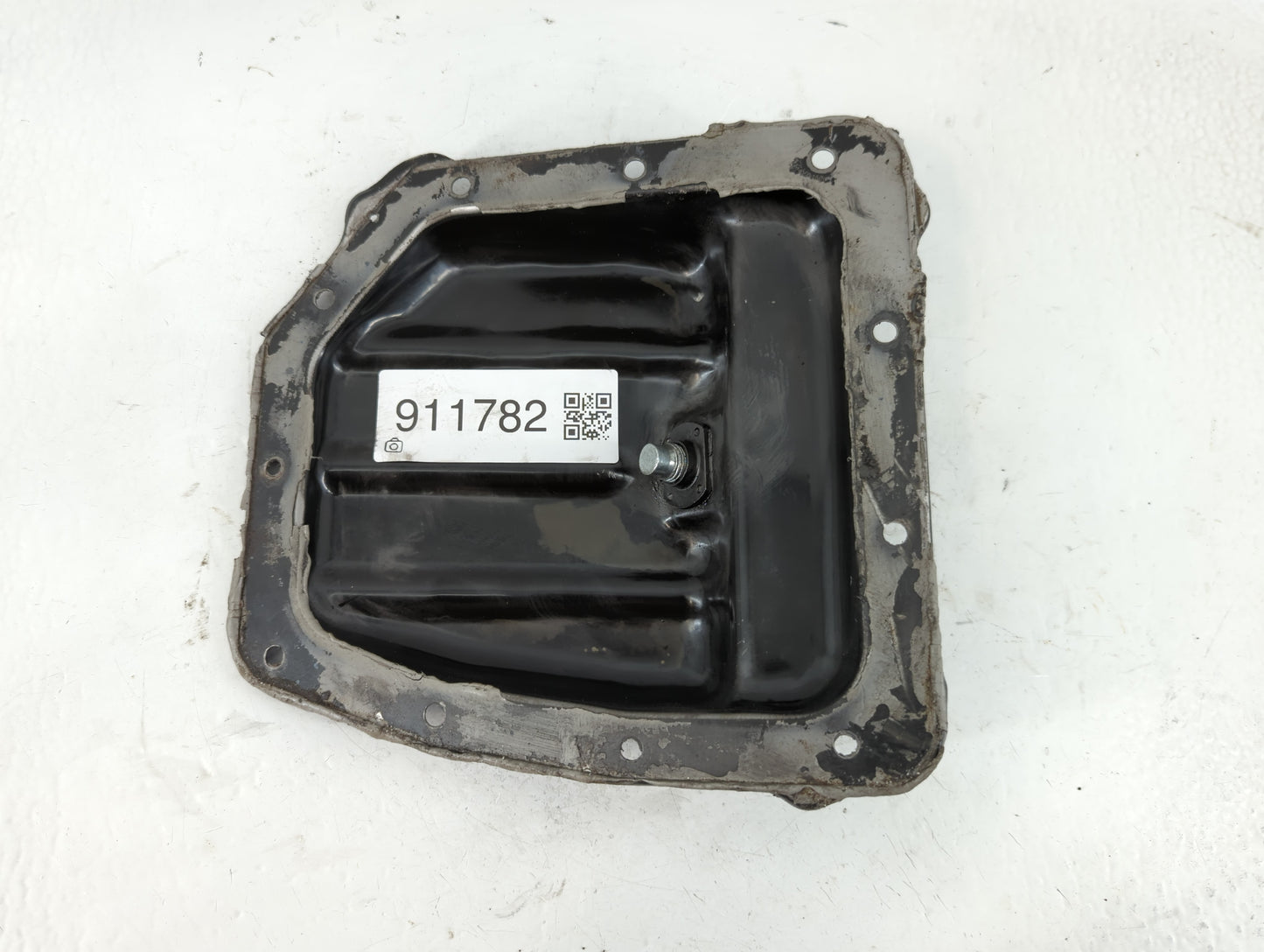 2012-2019 Hyundai Accent Engine Oil Pan P/N:1509140812A Fits Fits 2010 2011 2012 2013 2014 2015 2016 2017 2018 2019 OEM Used
