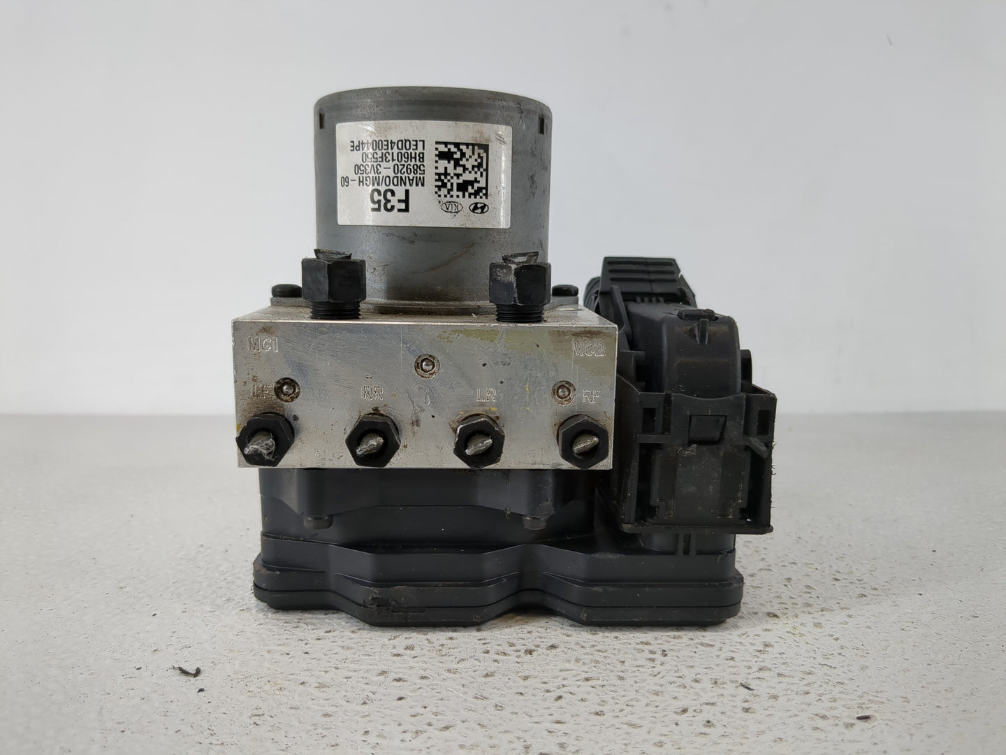 2016-2017 Hyundai Azera ABS Pump Control Module Replacement P/N:58920-3V350 Fits Fits 2016 2017 OEM Used Auto Parts - Oemuse