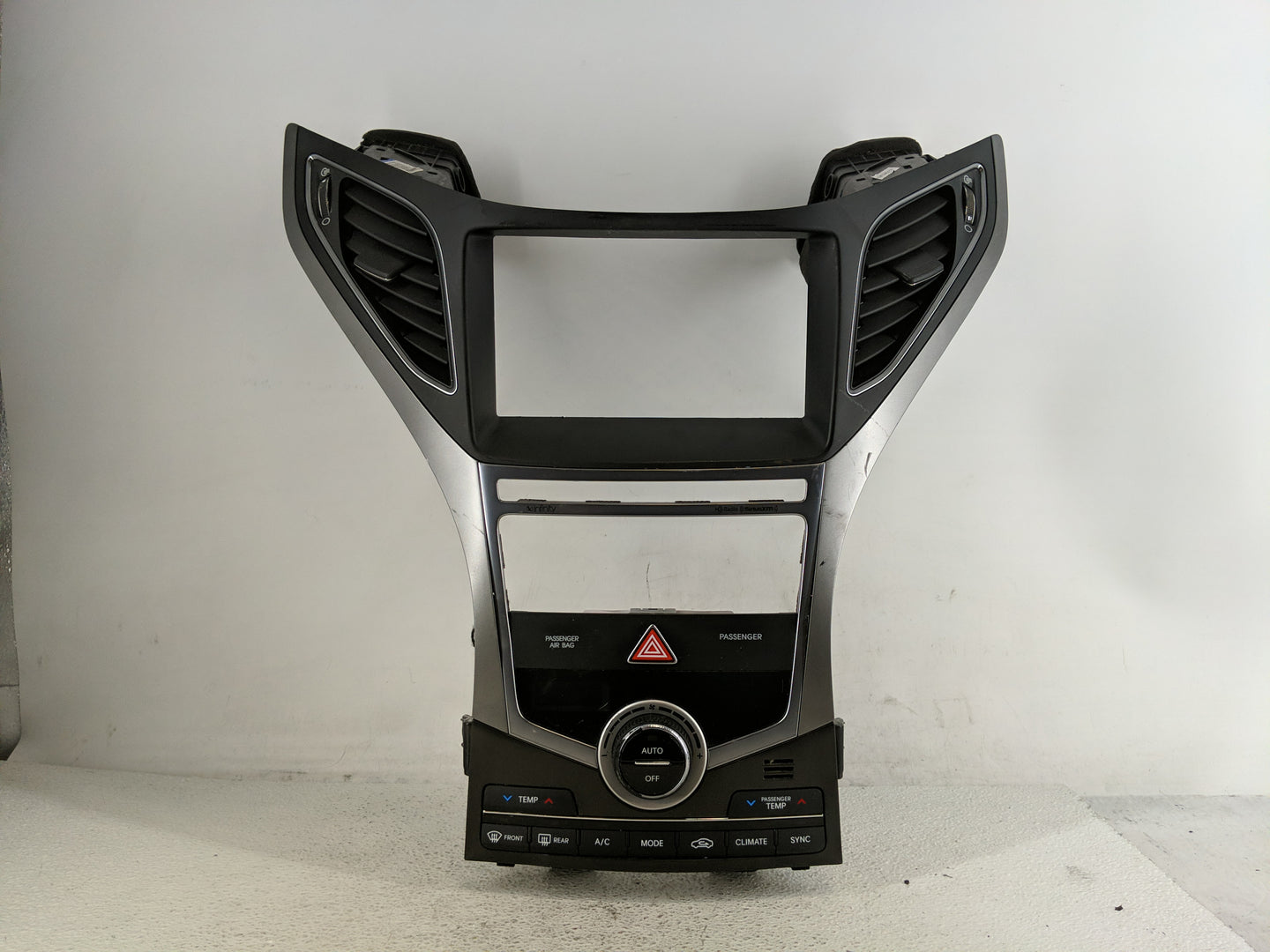 2015-2017 Hyundai Azera Climate Control Module Temperature AC/Heater Replacement P/N:97250-3VGB0 Fits Fits 2015 2016 2017 OE