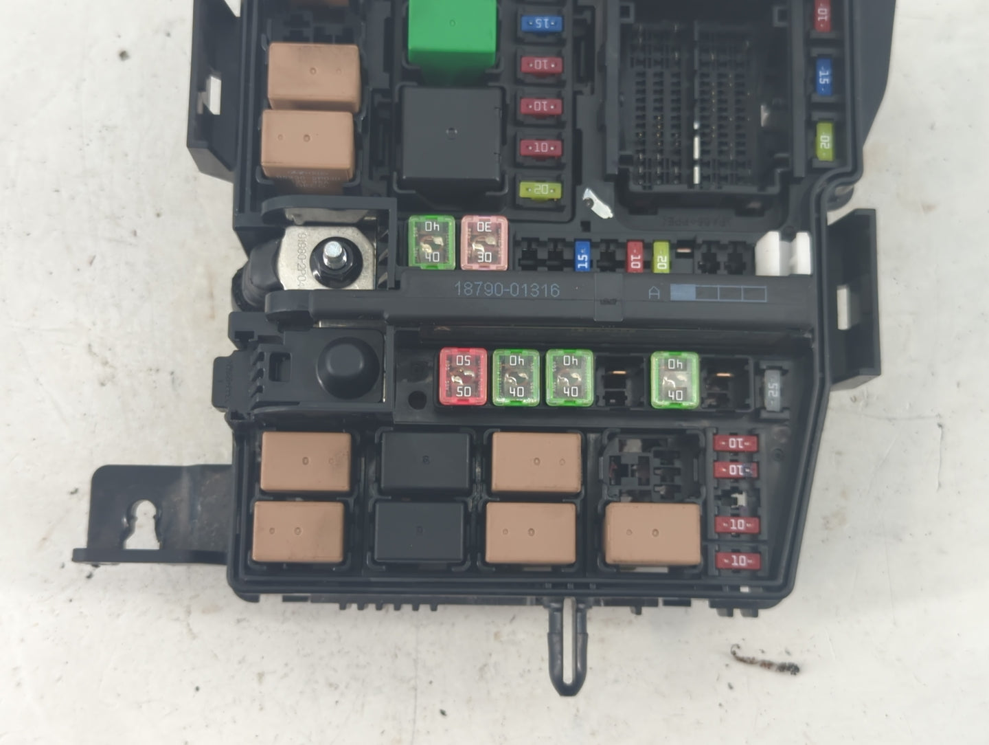 2015-2017 Hyundai Azera Fusebox Fuse Box Panel Relay Module P/N:91955-2T930 Fits Fits 2015 2016 2017 OEM Used Auto Parts - O