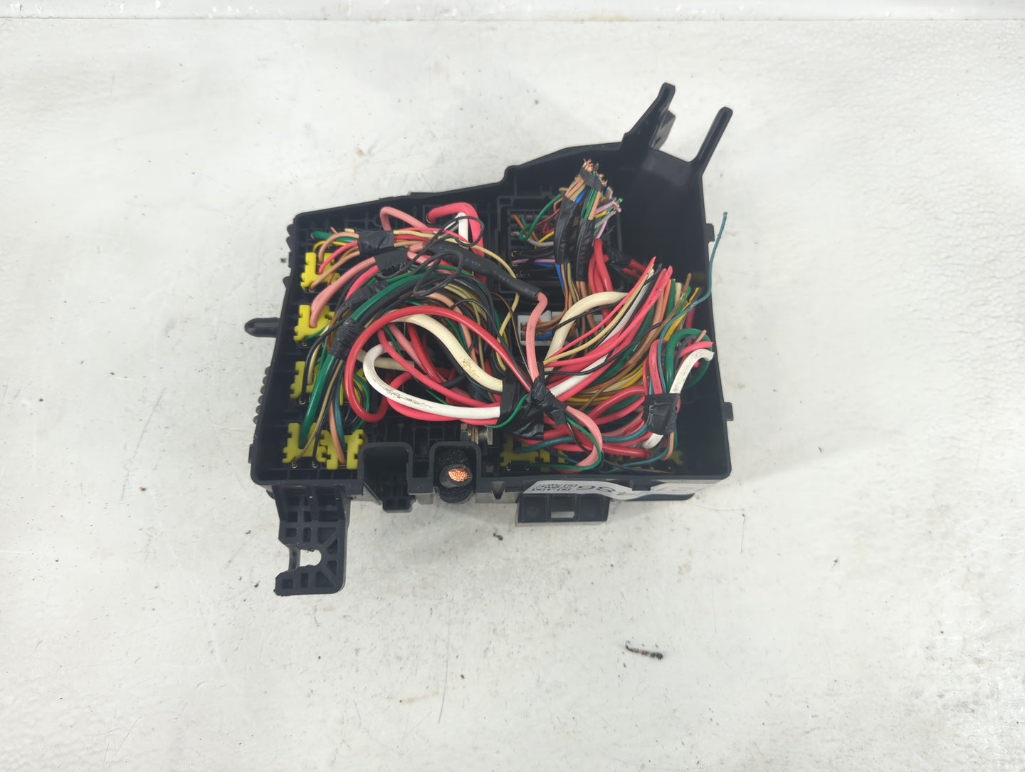 2015-2017 Hyundai Azera Fusebox Fuse Box Panel Relay Module P/N:91955-2T930 Fits Fits 2015 2016 2017 OEM Used Auto Parts - O
