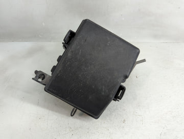 2015-2017 Hyundai Azera Fusebox Fuse Box Panel Relay Module P/N:91955-2T890 Fits Fits 2015 2016 2017 OEM Used Auto Parts - O