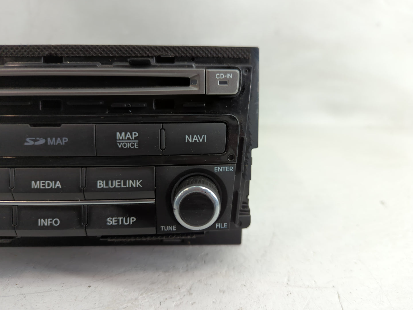 2015-2017 Hyundai Azera Radio AM FM Cd Player Receiver Replacement P/N:96560-3V531VD4 Fits Fits 2015 2016 2017 OEM Used Auto