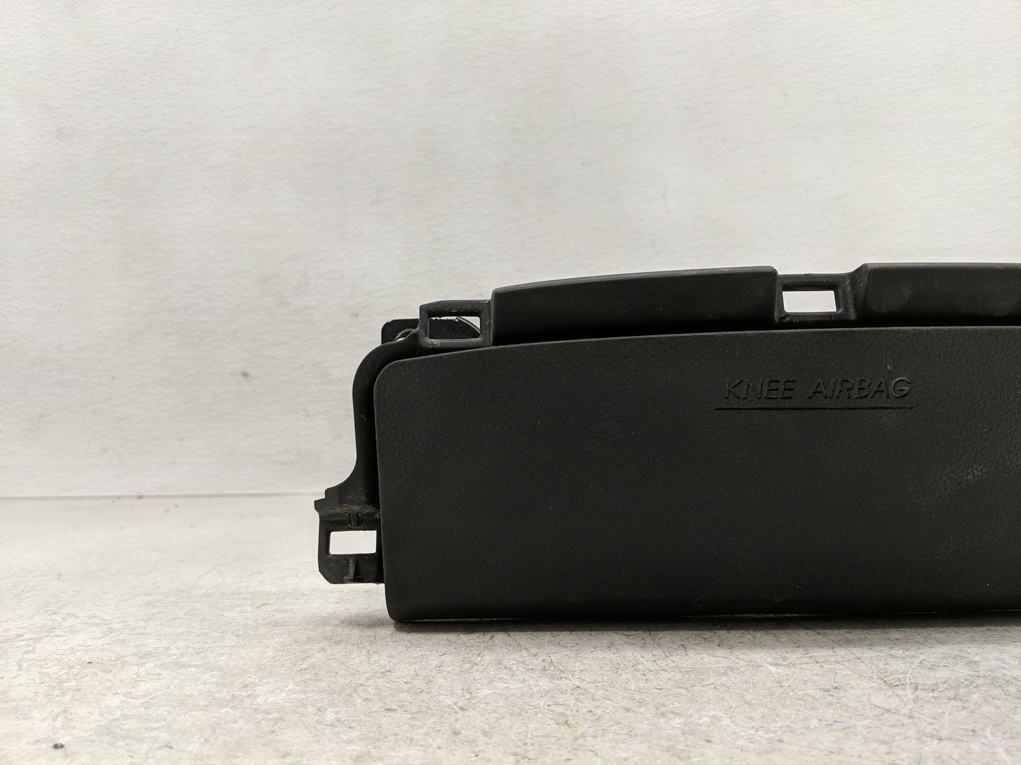 2012-2017 Hyundai Azera Air Bag Driver Left Knee OEM P/N:56970-3V500RY Fits Fits 2012 2016 2017 OEM Used Auto Parts - Oemuse