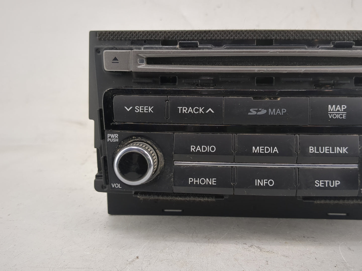 2015-2017 Hyundai Azera Radio AM FM Cd Player Receiver Replacement P/N:96560-3V531VD4 Fits Fits 2015 2016 2017 OEM Used Auto