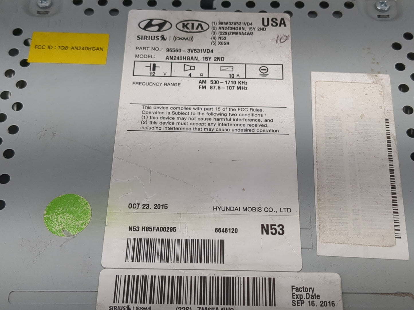 2015-2017 Hyundai Azera Radio AM FM Cd Player Receiver Replacement P/N:96560-3V531VD4 Fits Fits 2015 2016 2017 OEM Used Auto