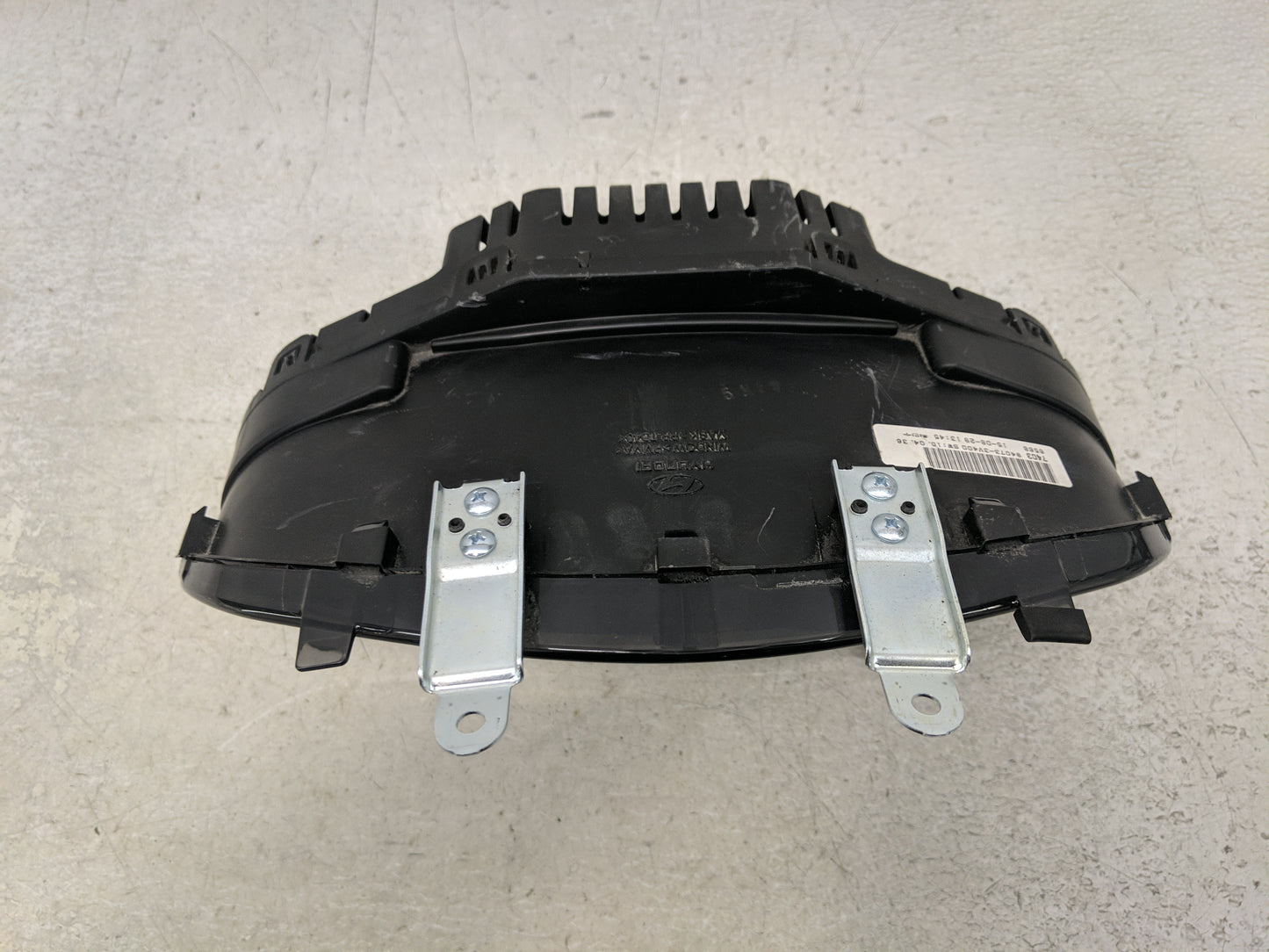 2015-2017 Hyundai Azera Instrument Cluster Speedometer Gauges P/N:94073-3V400 Fits Fits 2015 2016 2017 OEM Used Auto Parts -