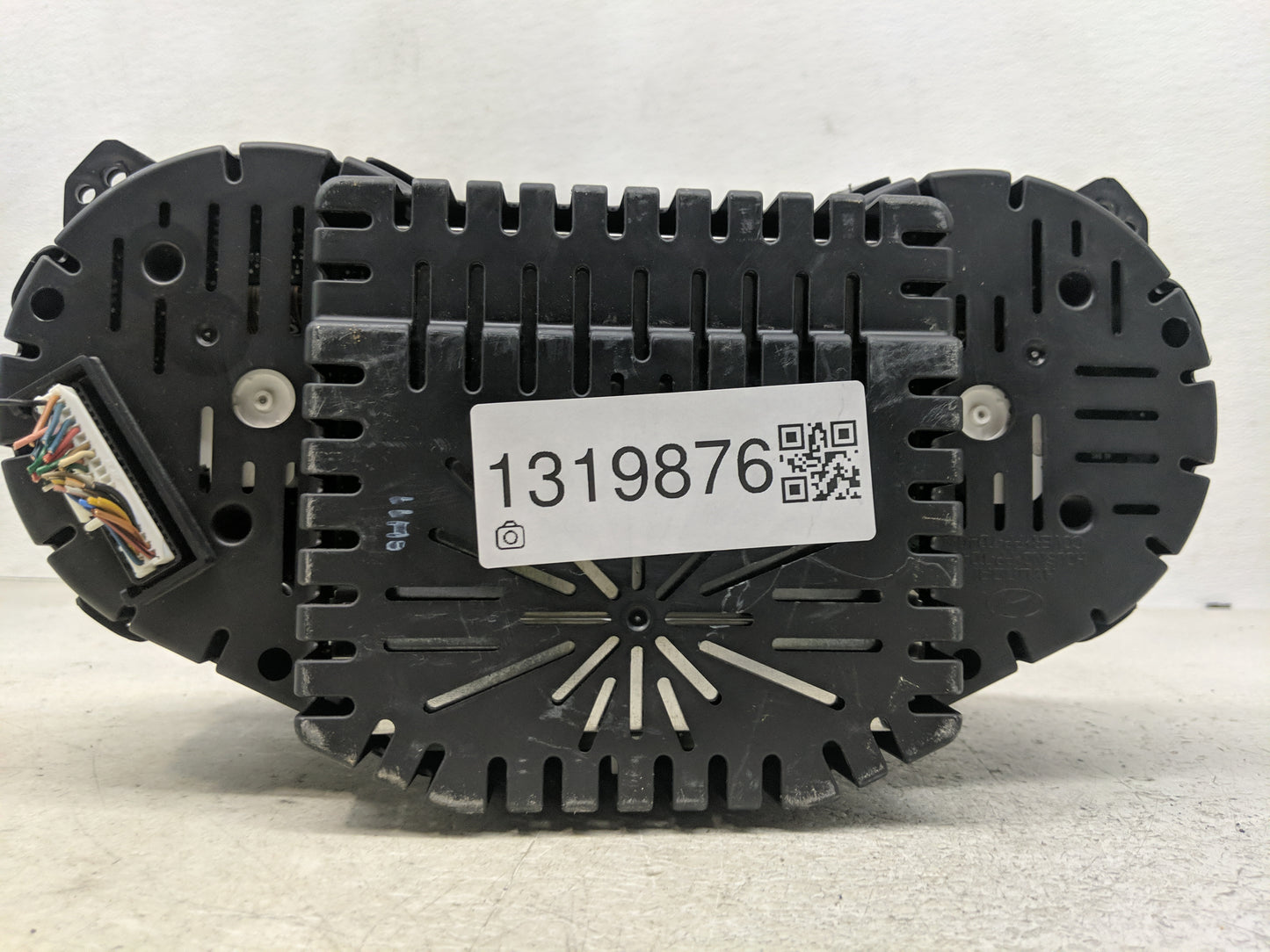 2015-2017 Hyundai Azera Instrument Cluster Speedometer Gauges P/N:94073-3V400 Fits Fits 2015 2016 2017 OEM Used Auto Parts -