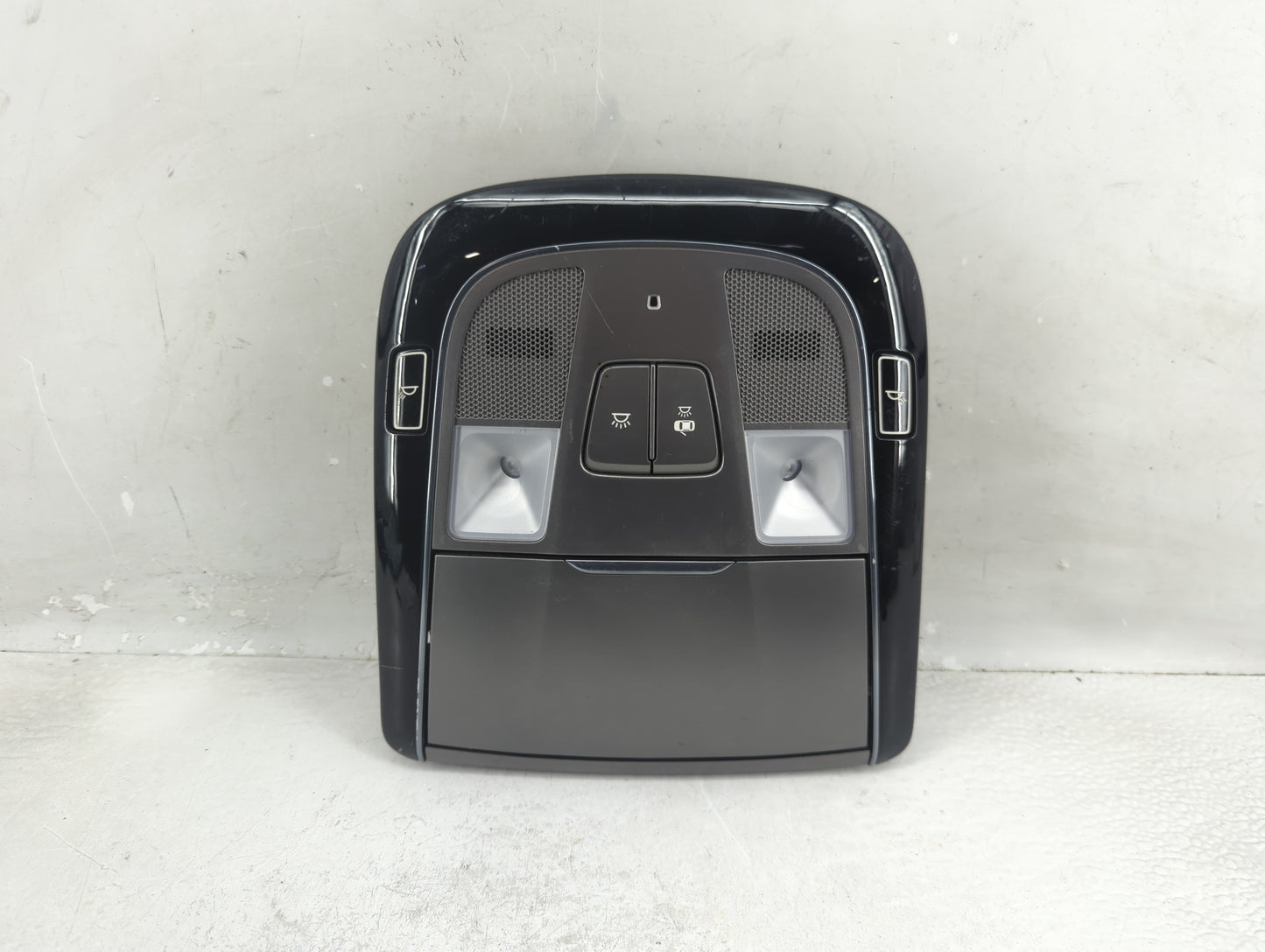 2016 Hyundai Azera Overhead Roof Console - Oemusedautoparts1.com