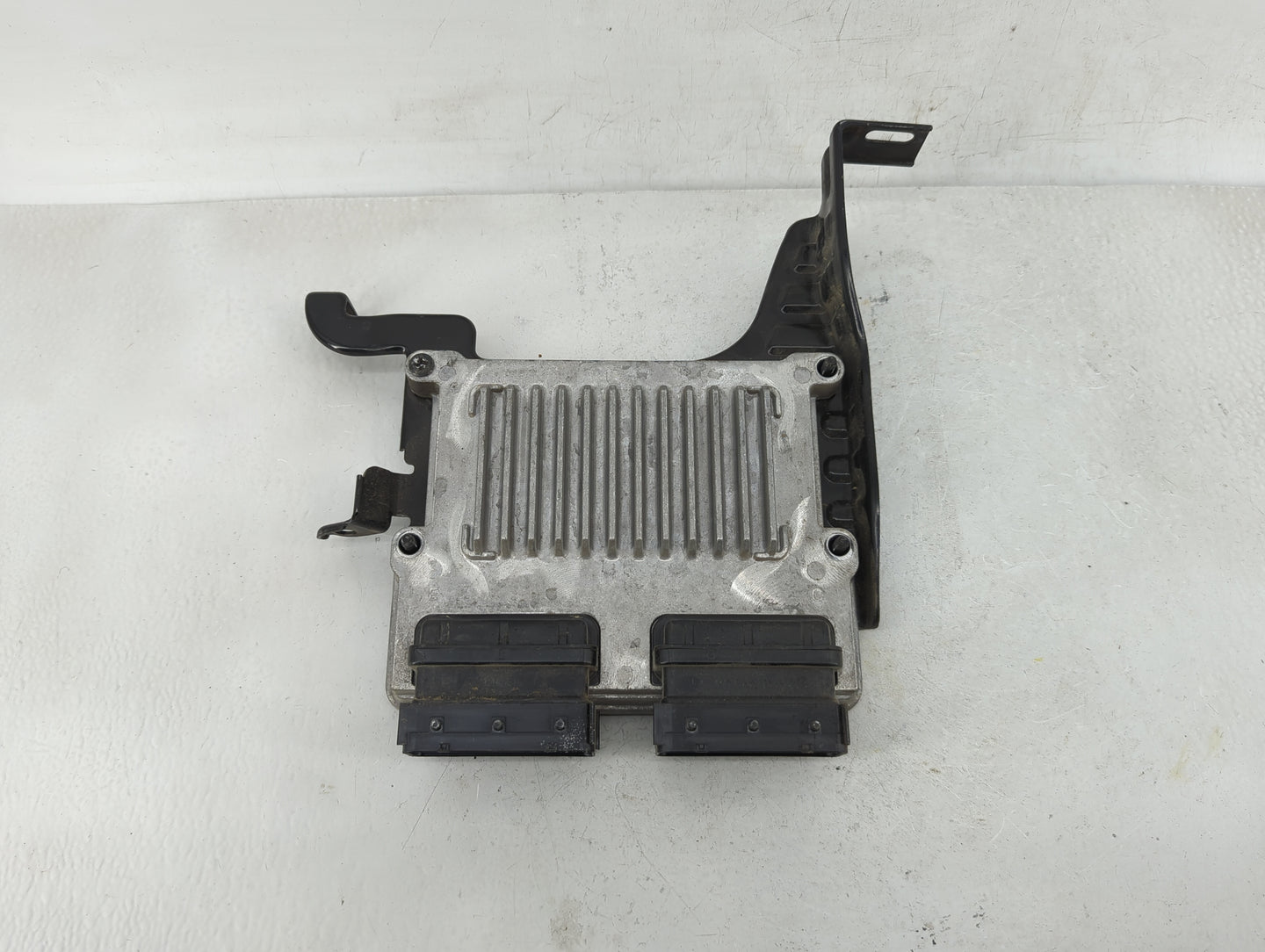2015-2017 Hyundai Azera PCM Engine Control Computer ECU ECM PCU OEM P/N:39110-3CTN1 Fits Fits 2015 2016 2017 OEM Used Auto P