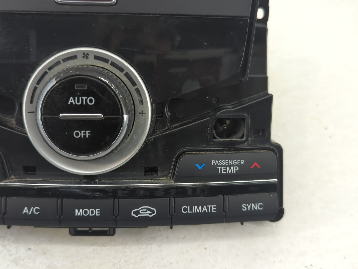 2015-2017 Hyundai Azera Climate Control Module Temperature AC/Heater Replacement P/N:97250-3VGB0 Fits Fits 2015 2016 2017 OE