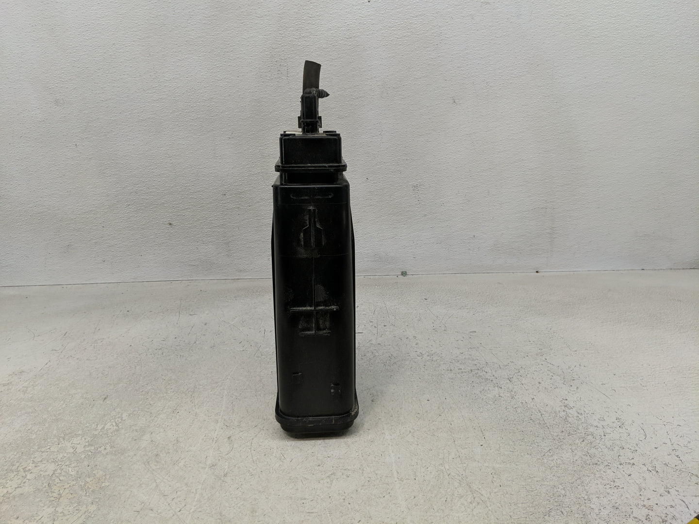 2016 Hyundai Azera Fuel Vapor Charcoal Canister - Oemusedautoparts1.com
