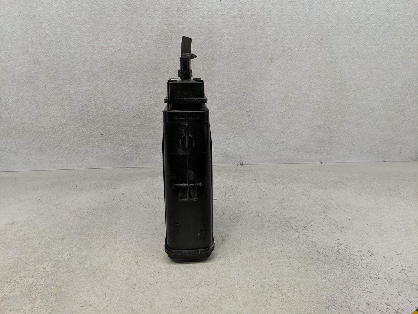 2016 Hyundai Azera Fuel Vapor Charcoal Canister - Oemusedautoparts1.com