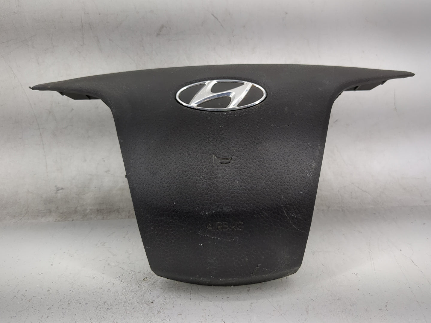 2012-2017 Hyundai Azera Air Bag Driver Left Steering Wheel Mounted Fits Fits 2012 2013 2014 2015 2016 2017 OEM Used Auto Par