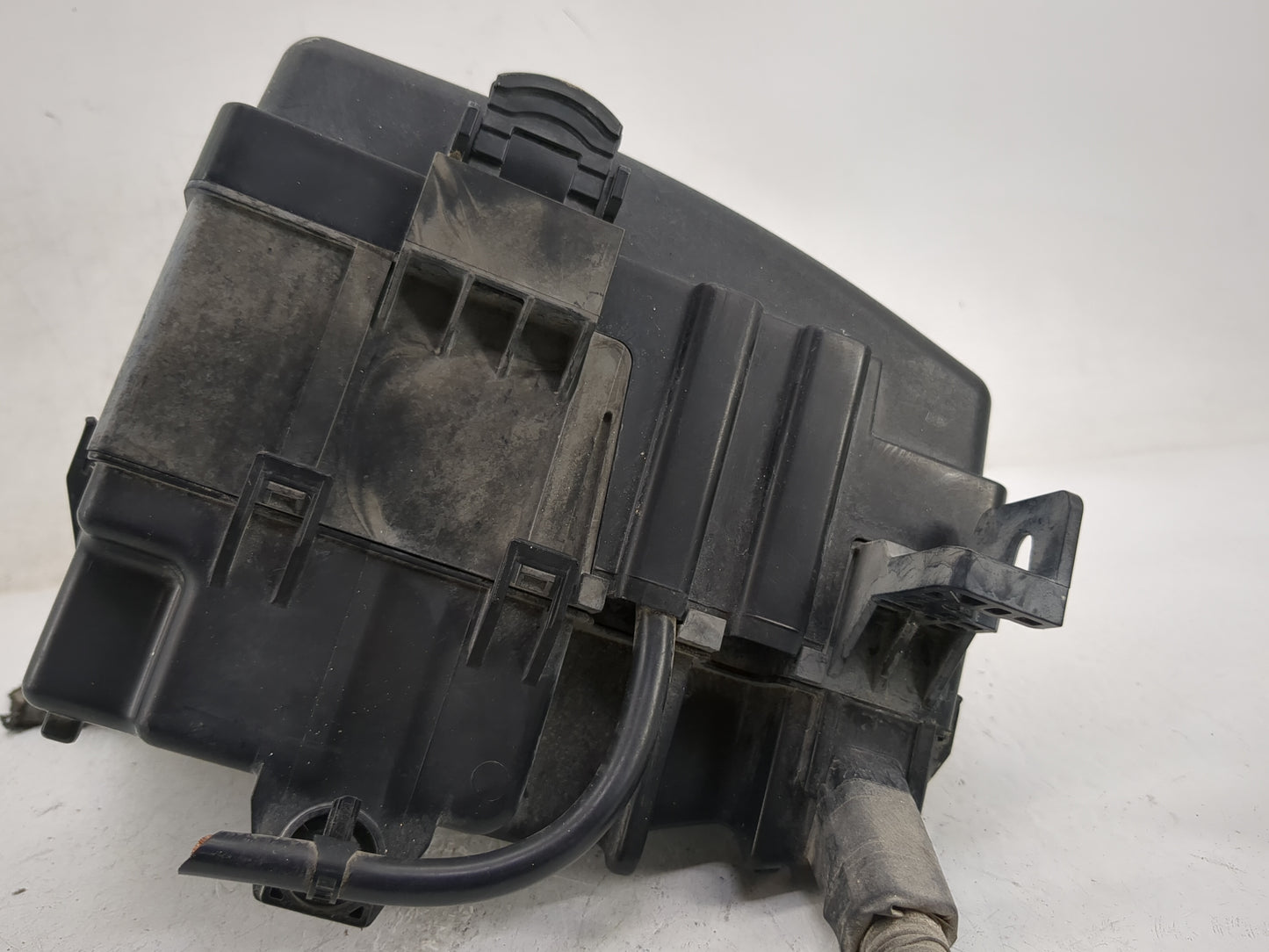 2015-2017 Hyundai Azera Fusebox Fuse Box Panel Relay Module P/N:91223 3V020 Fits Fits 2015 2016 2017 OEM Used Auto Parts - O