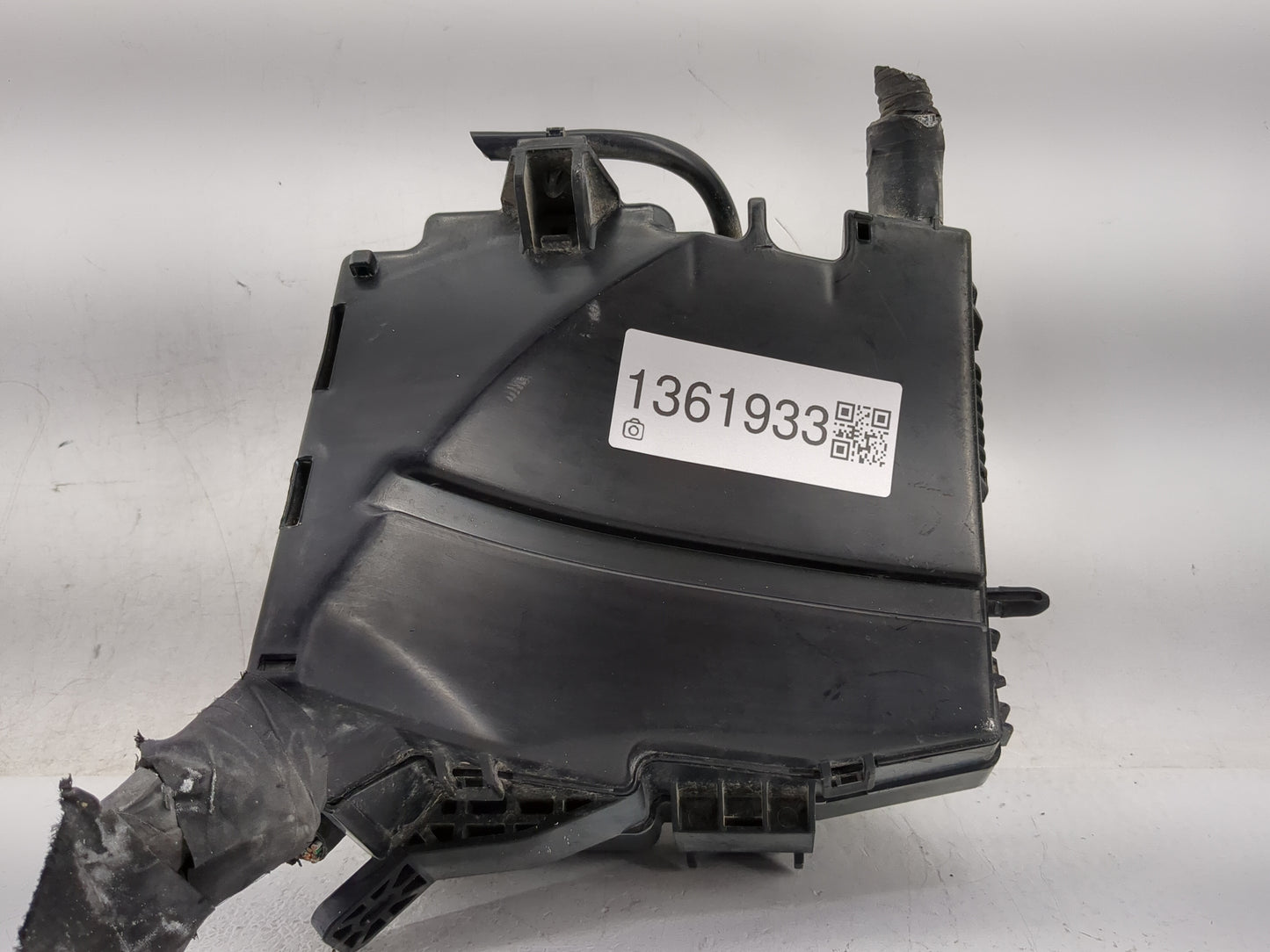 2015-2017 Hyundai Azera Fusebox Fuse Box Panel Relay Module P/N:91223 3V020 Fits Fits 2015 2016 2017 OEM Used Auto Parts - O