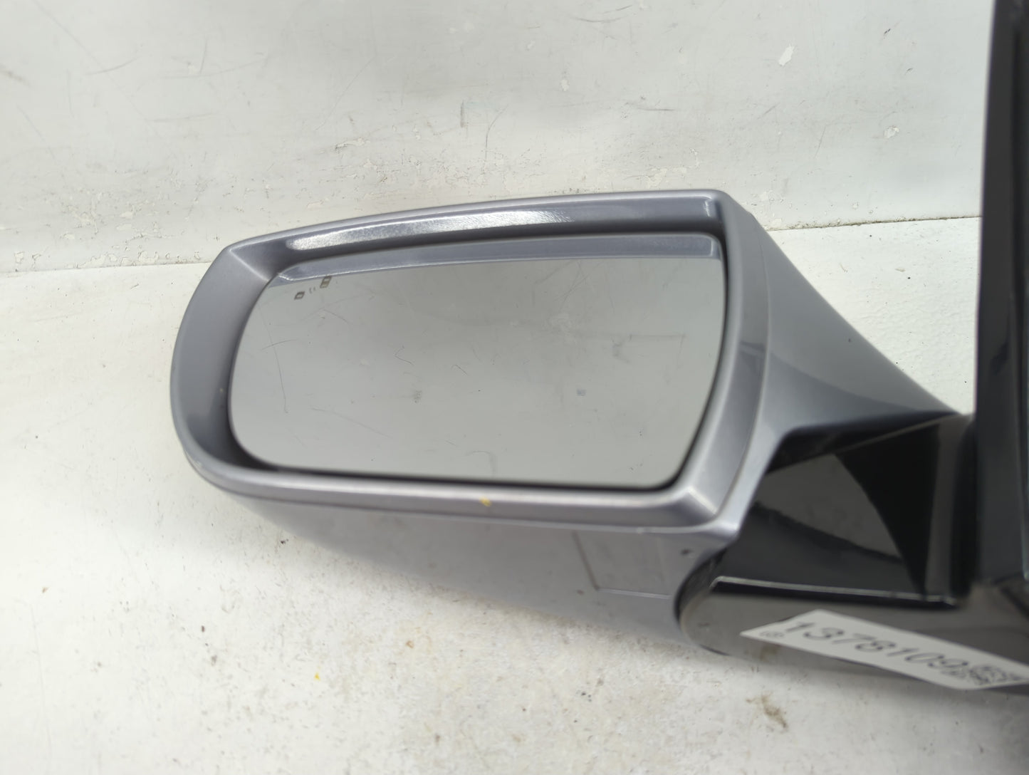 2015-2017 Hyundai Azera Driver Side View Mirror - Left Door Mirror OEM Used - Oemusedautoparts1.com