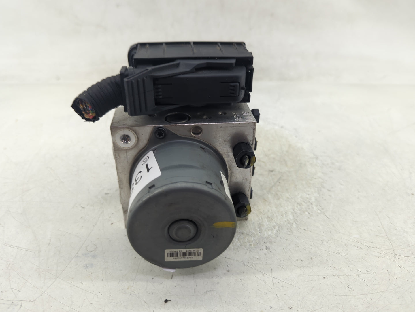 2016-2017 Hyundai Azera ABS Pump Control Module Replacement P/N:58920-3V350 Fits Fits 2016 2017 OEM Used Auto Parts - Oemuse