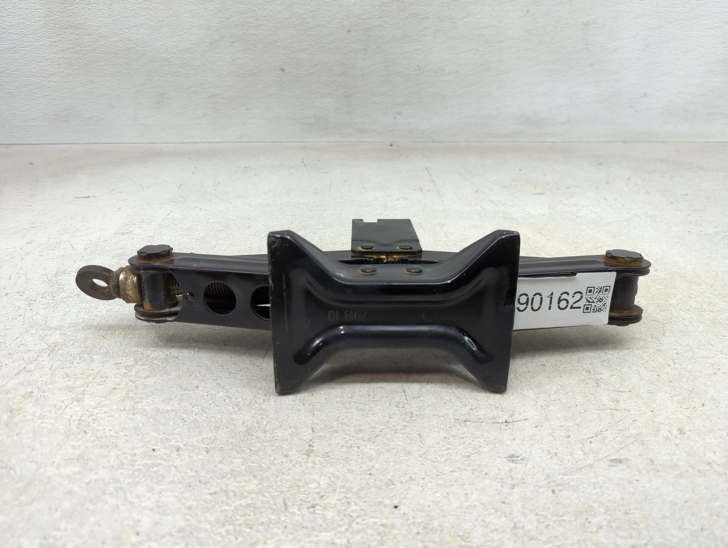2016 Hyundai Azera Spare Scissor Car Jack - Oemusedautoparts1.com