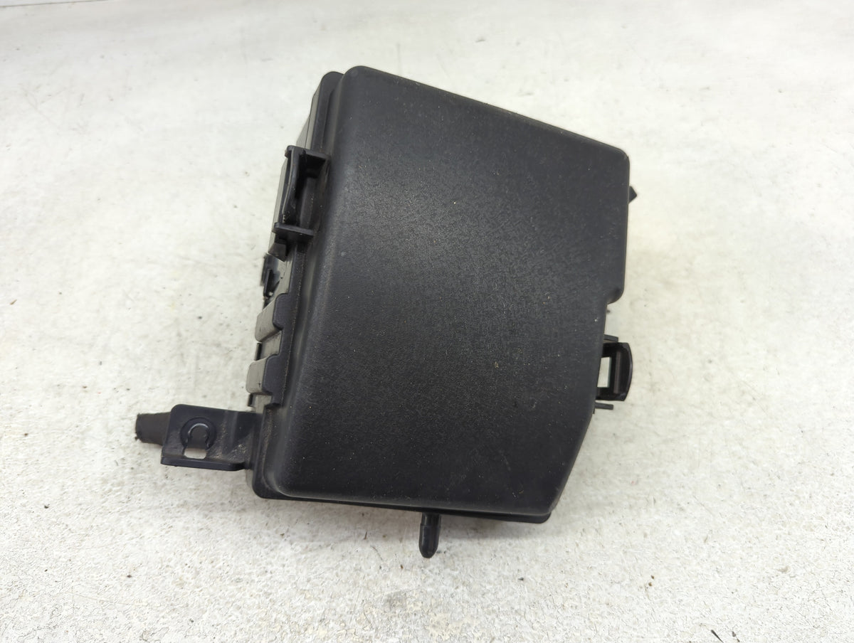 2015-2017 Hyundai Azera Fusebox Fuse Box Panel Relay Module P/N:91955-2T930 Fits Fits 2015 2016 2017 OEM Used Auto Parts - O