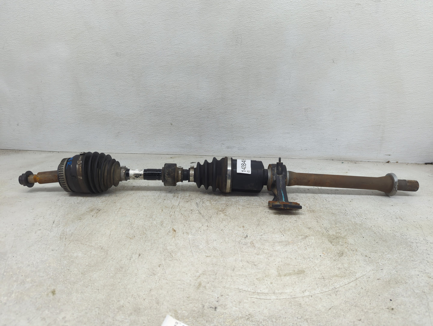 2013-2017 Hyundai Azera Axle Shaft Front Passenger Cv C/v - Oemusedautoparts1.com