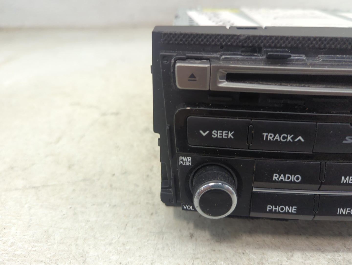 2015-2017 Hyundai Azera Radio AM FM Cd Player Receiver Replacement P/N:96560-3V531VD4 AN240HGAN Fits Fits 2015 2016 2017 OEM