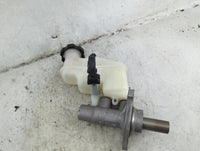 2015-2017 Hyundai Azera Brake Master Cylinder - Oemusedautoparts1.com