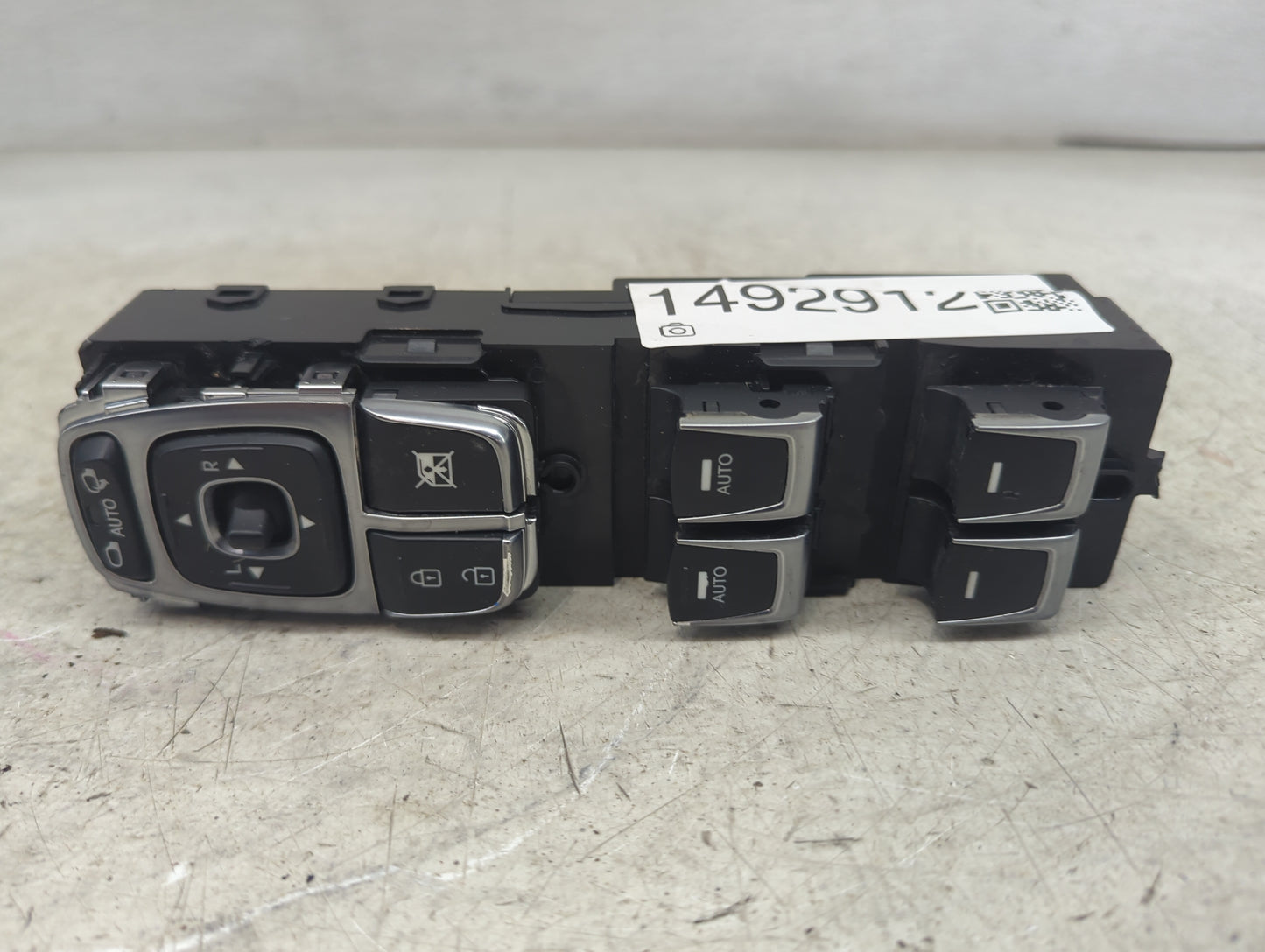 2015-2017 Hyundai Azera Master Power Window Switch Replacement Driver Side Left P/N:93570-3V313YDA Fits Fits 2015 2016 2017 