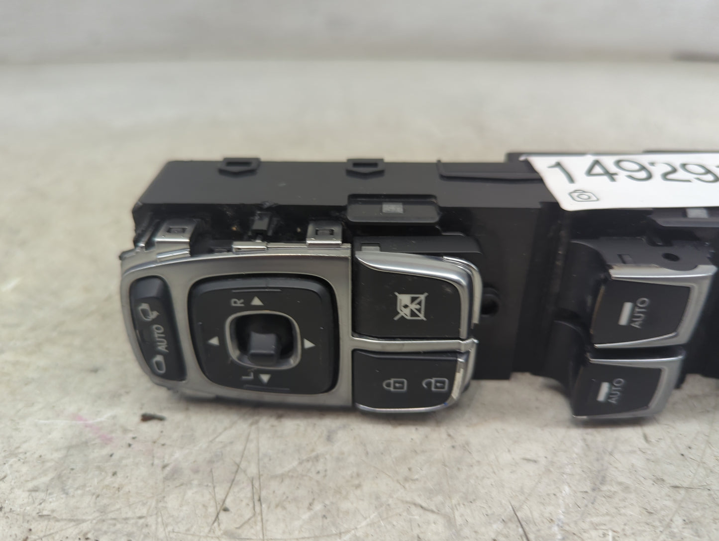 2015-2017 Hyundai Azera Master Power Window Switch Replacement Driver Side Left P/N:93570-3V313YDA Fits Fits 2015 2016 2017 