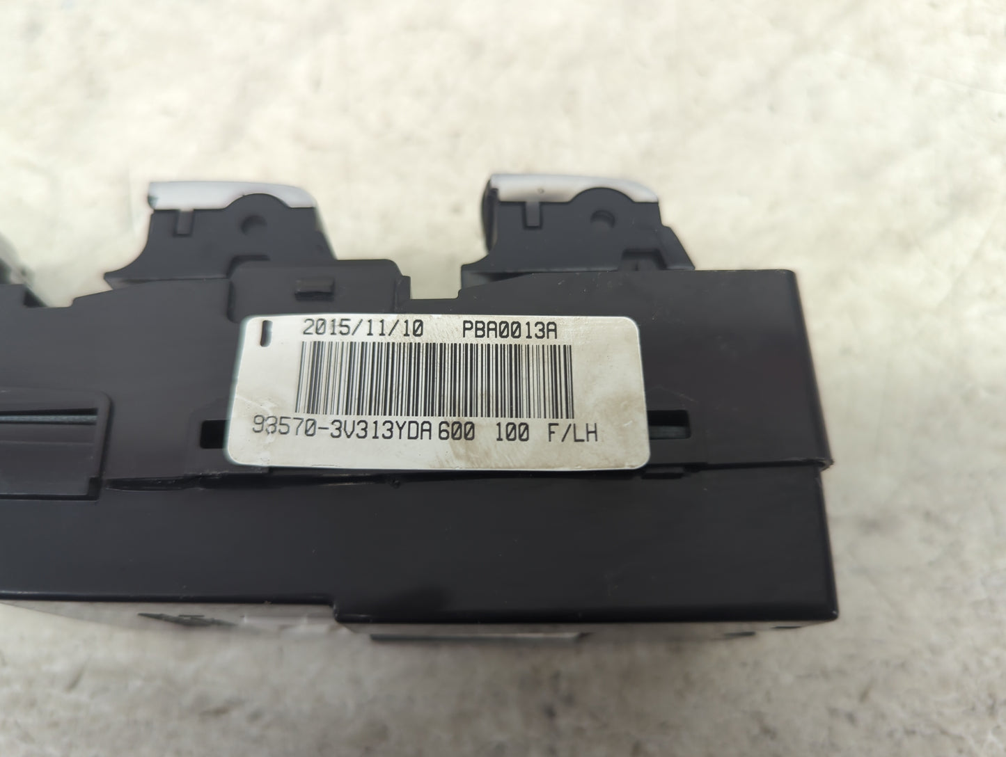 2015-2017 Hyundai Azera Master Power Window Switch Replacement Driver Side Left P/N:93570-3V313YDA Fits Fits 2015 2016 2017 