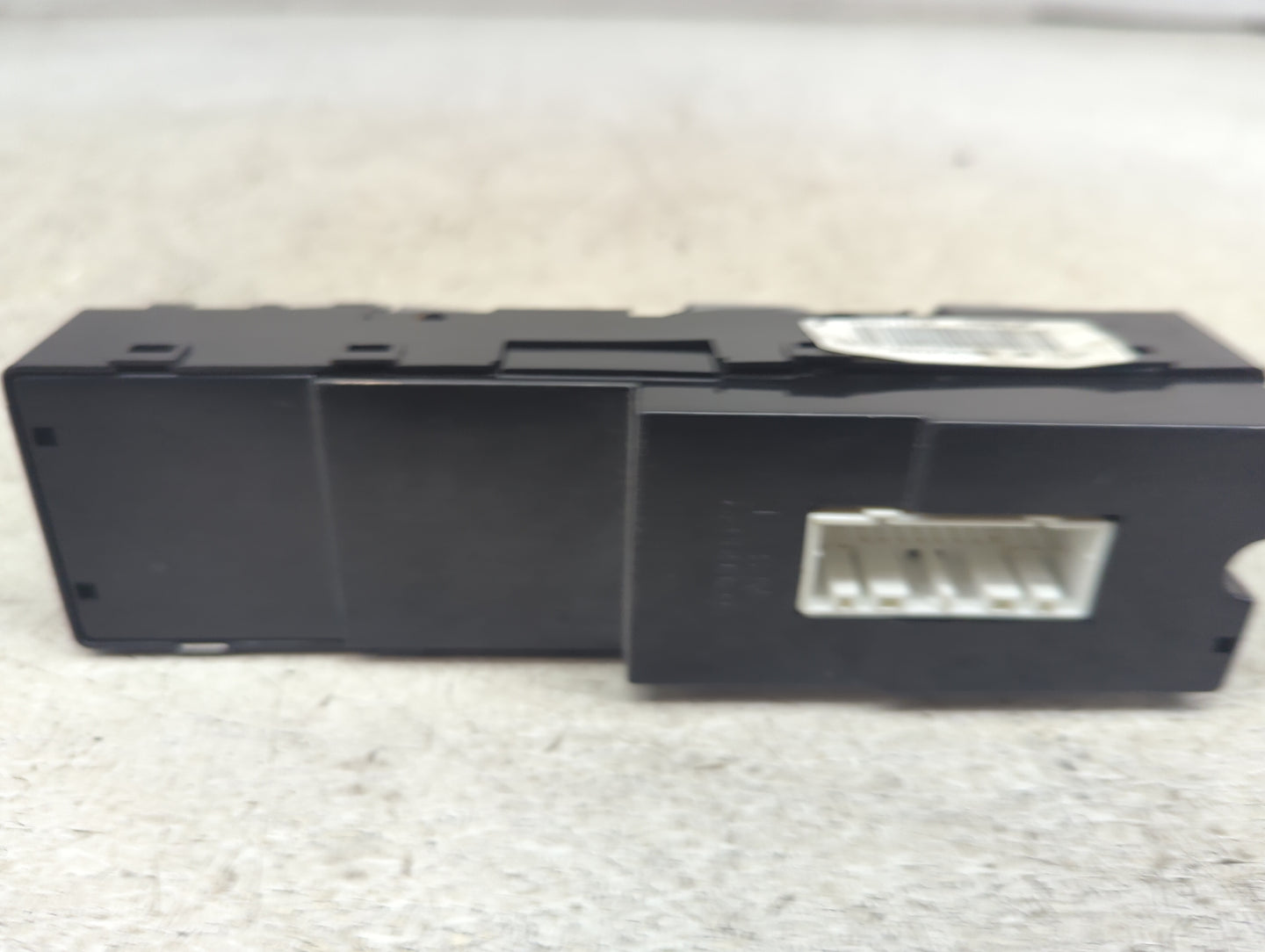 2015-2017 Hyundai Azera Master Power Window Switch Replacement Driver Side Left P/N:93570-3V313YDA Fits Fits 2015 2016 2017 