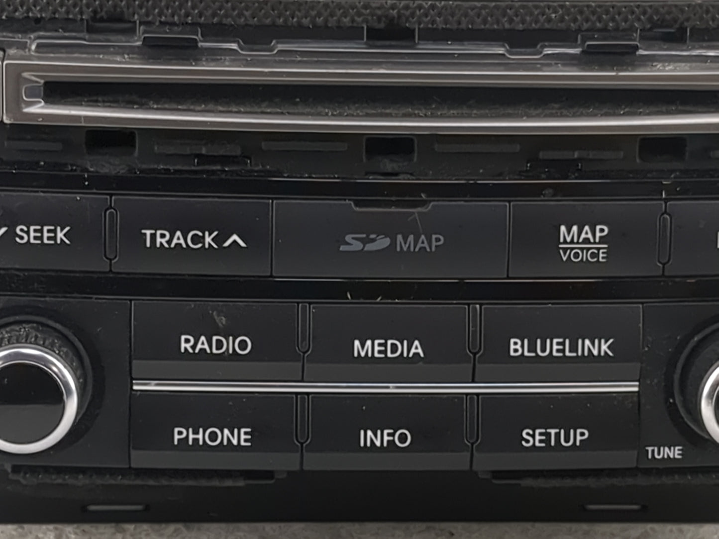 2015-2017 Hyundai Azera Radio AM FM Cd Player Receiver Replacement P/N:96560-3V531VD4 AN240HGAN Fits Fits 2015 2016 2017 OEM