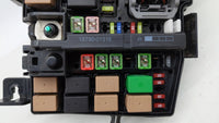 2015-2017 Hyundai Azera Fusebox Fuse Box Panel Relay Module P/N:91223 3V020 Fits Fits 2015 2016 2017 OEM Used Auto Parts - O