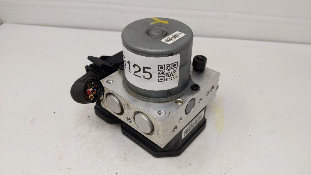2016-2017 Hyundai Azera ABS Pump Control Module Replacement P/N:58920-3V350 Fits Fits 2016 2017 OEM Used Auto Parts - Oemuse