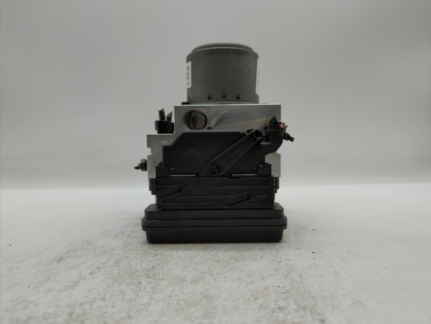 2016-2017 Hyundai Azera ABS Pump Control Module Replacement P/N:58920-3V350 Fits Fits 2016 2017 OEM Used Auto Parts - Oemuse